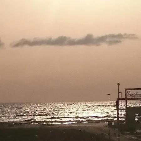 Maxx Aparts Summerland Sunwaves Apartman