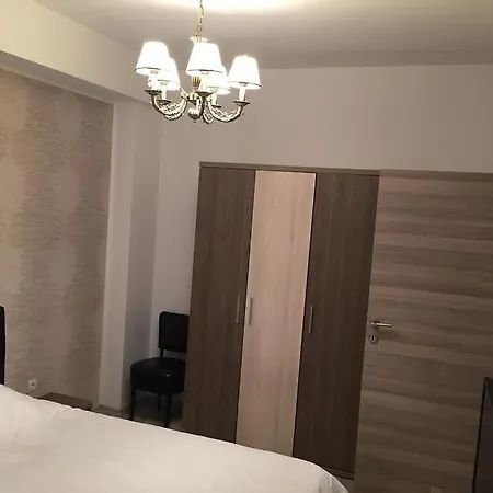 Maxx Aparts Summerland Sunwaves *