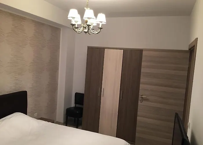 Maxx Aparts Summerland Sunwaves *